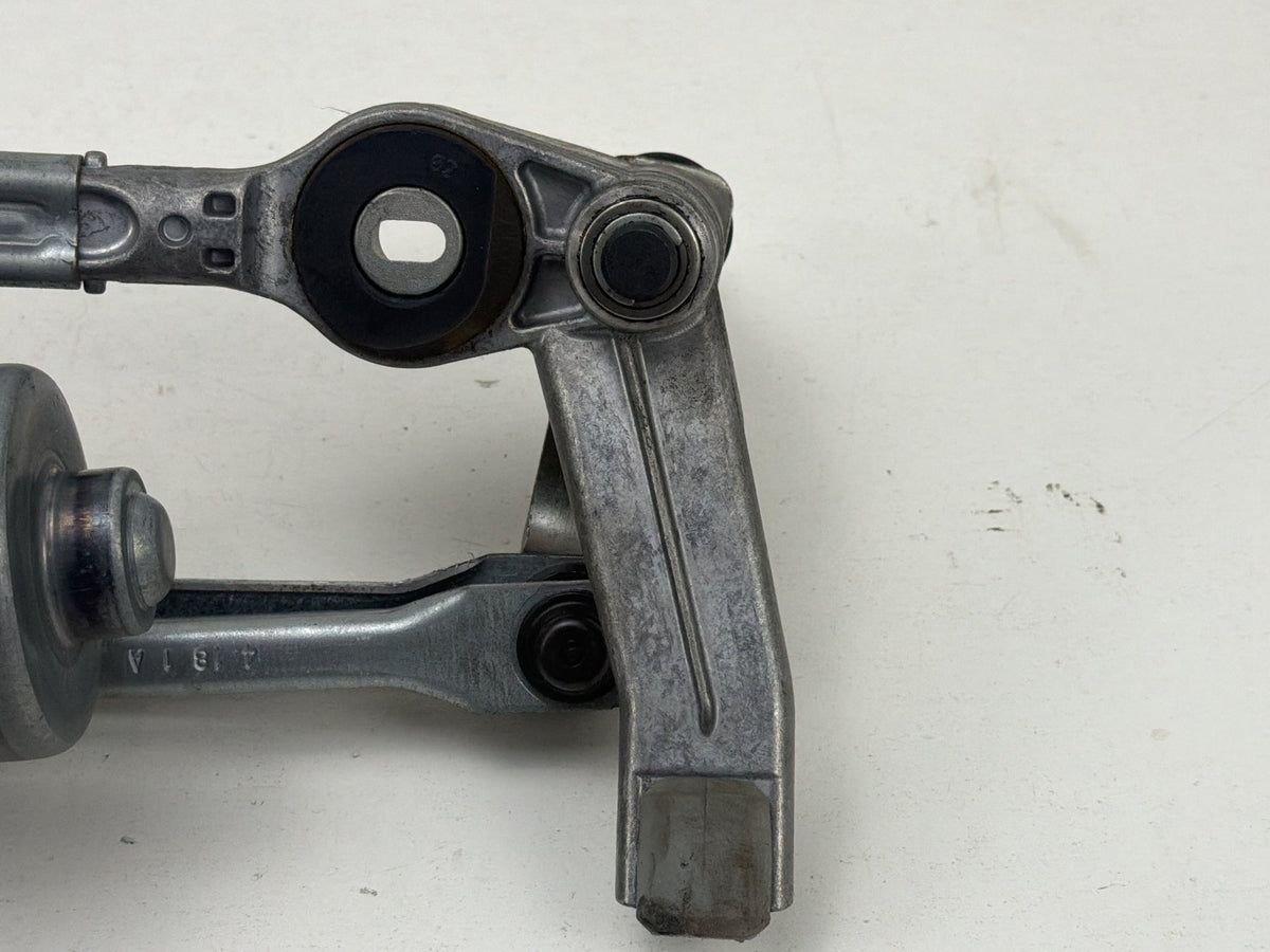 2009-2011 BMW 335i xDrive Front Windshield Wiper Linkage w/ Motor 6978263 OEM