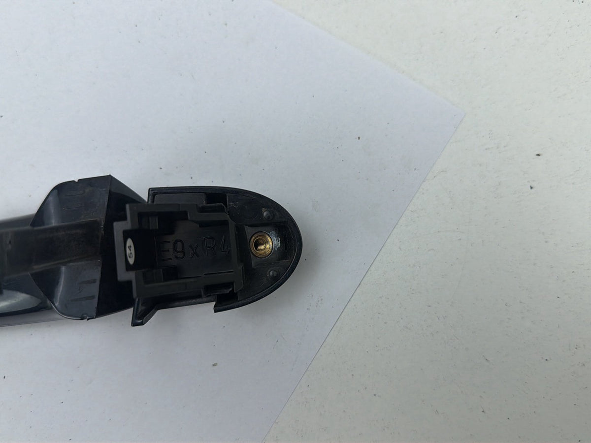 2007-2013 BMW 328xi Right Rear Exterior Door Handle 7123974 OEM