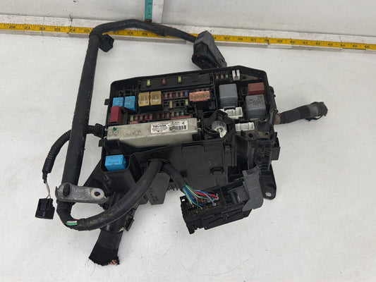 2010-2011 Toyota Prius 1.8L Engine Fuse Relay Box Block Assembly 82641-47040 OEM