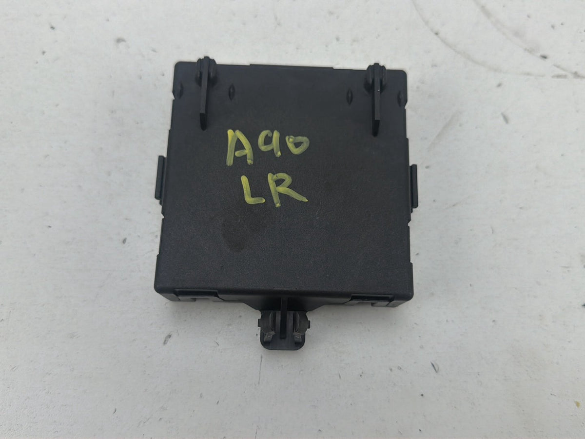 2012-2015 Mercedes ML550 W166 Rear Left Driver Side Door Control Module ECU OEM