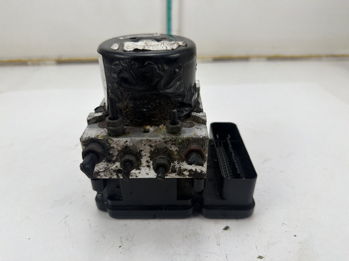2012-2014 Ford Focus ABS Anti-Lock Brake Pump Control Module BV61-2C405-AJ OEM