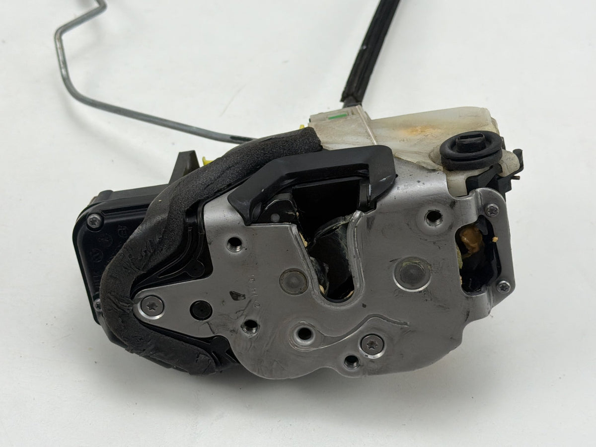 2011-2016 Chevrolet Cruze Rear Left Door Lock Latch Actuator Motor 13579557 OEM