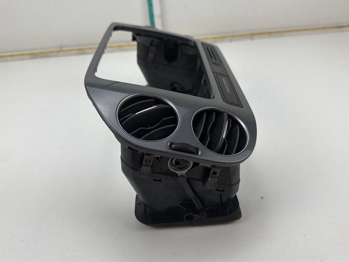 2013-2017 Volkswagen Tiguan Centre Dash Radio Climate Bezel Trim Vent Air OEM