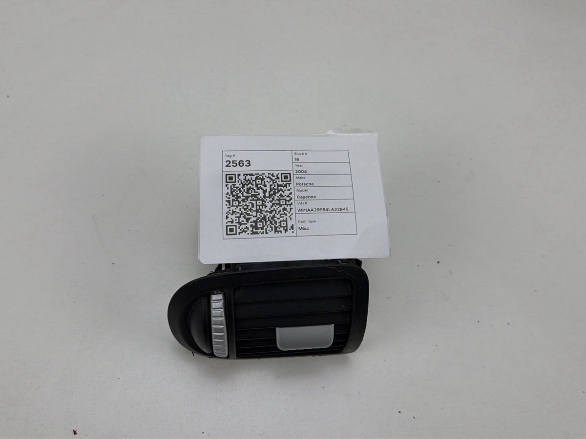 2003-2006 Porsche Cayenne Front Left Driver Side Dash Air Vent 7L5819703A OEM