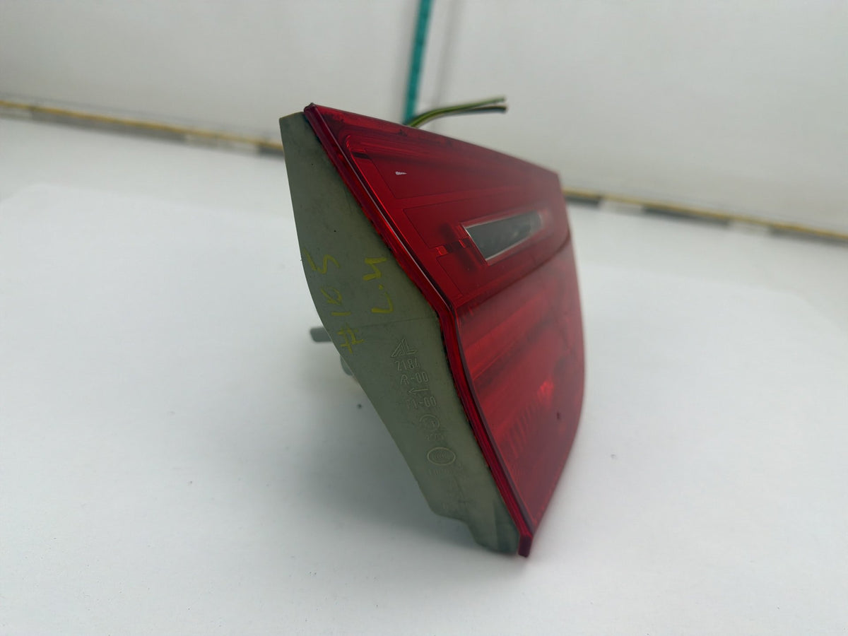 2009-2011 BMW 335i xDrive Rear Left Driver Side Inner Tail Light 7289427 OEM