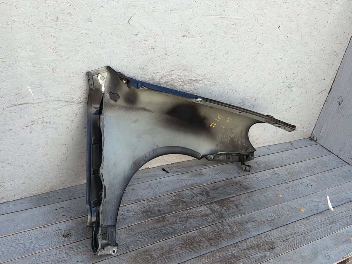2003-2006 Porsche Cayenne Front Left Side Fender 95550303101 OEM