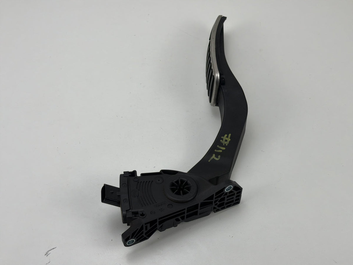 2014-2021 Maserati Quattroporte Electronic Accelerator Gas Pedal 6PV93396608 OEM