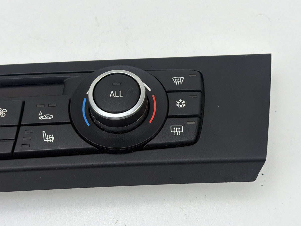 2009-2011 BMW 335i xDrive AC Temperature Climate Control 9250393 OEM