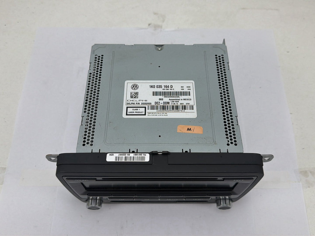 2012-2015 Volkswagen Jetta - Am Fm Cd Player Radio Receiver 1K0035164D OEM