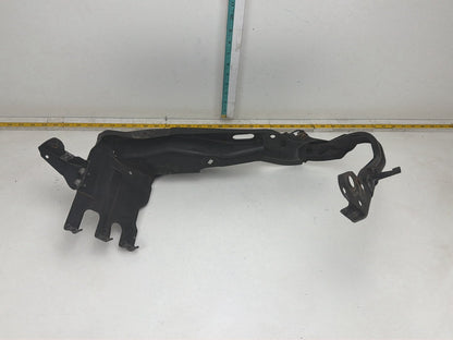 2007-2013 Mercedes-Benz S-Class 550 W221 Left Headlamp Bracket OEM