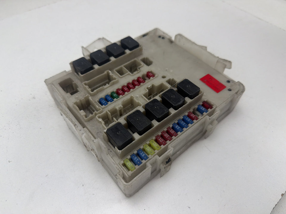2007-2009 Nissan Titan Engine Fuse Box Relay 284B6ZE00C OEM