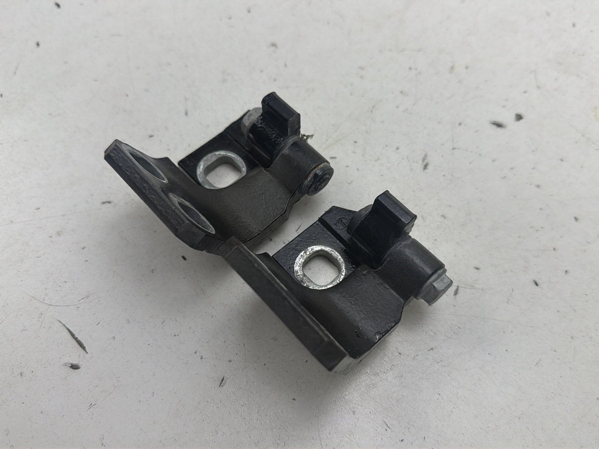 2014-2017 Maserati Ghibli III M157 Front Right Upper-Lower Door Hinge Pair OEM