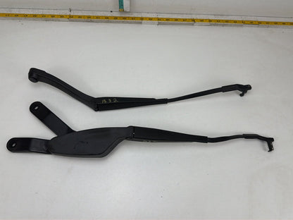 2010-2013 Mercedes-Benz E-Class Front Left and Right Side Wiper Arm Set OEM