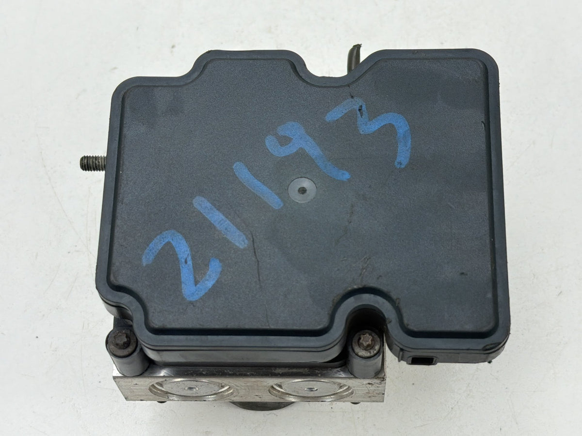 2016-2017 Nissan Altima ABS Anti Lock Brake Pump Control Module 47660-9HS0A OEM