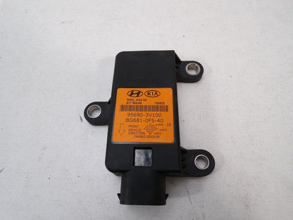2014-2016 Kia Cadenza Yaw Rate Sensor Control Module 95690-3V100 OEM