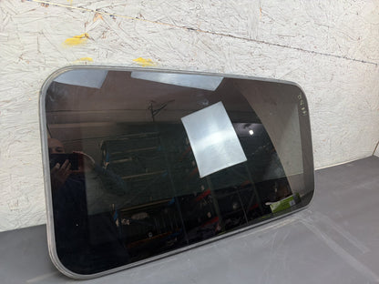 2011-2013 Infiniti QX56 Upper Sunroof Sun Roof Window Glass 43R-00073 OEM