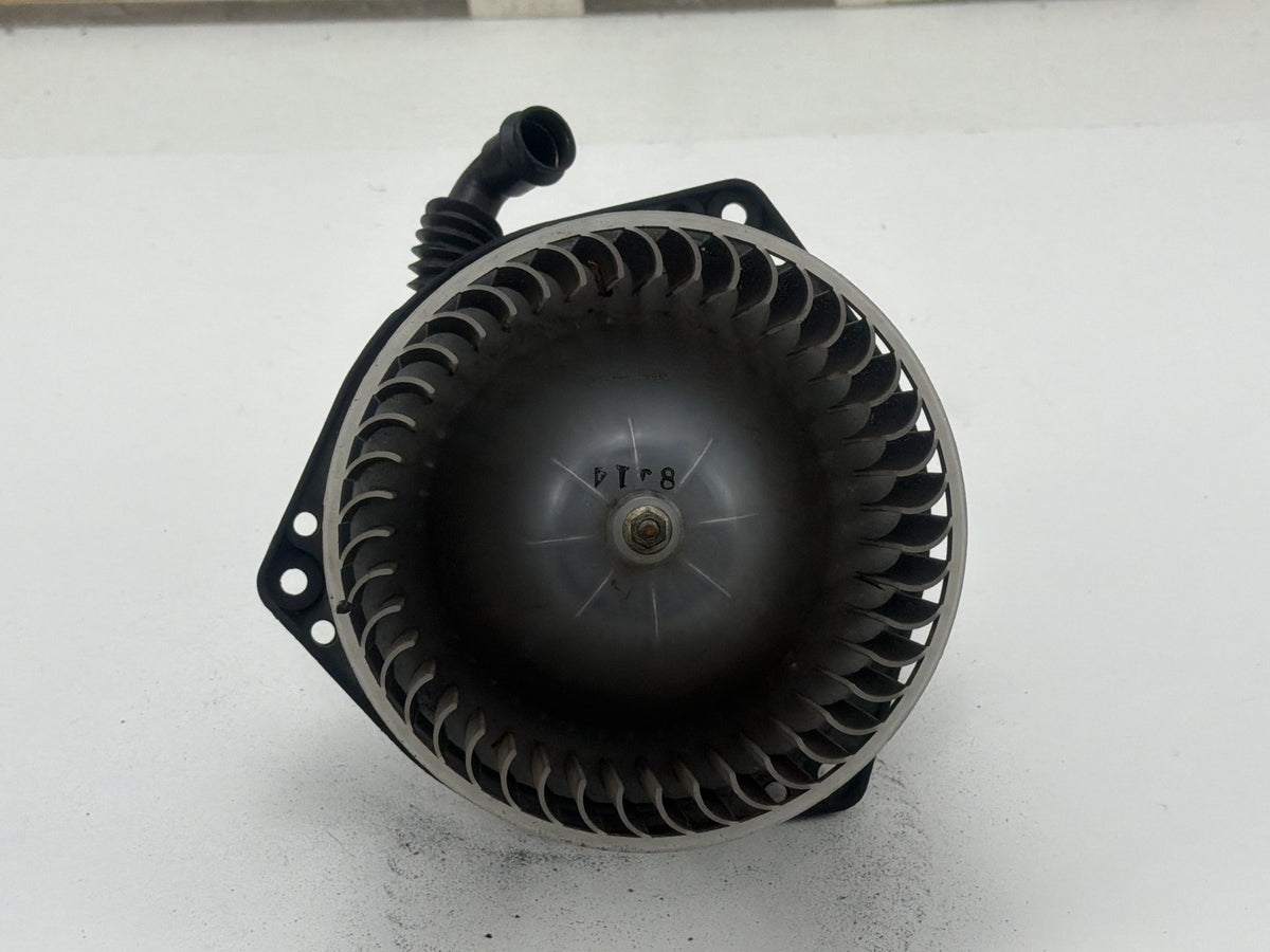 2008-2009 Chevrolet Aveo HVAC Heater Blower Motor Fan Assembly OEM
