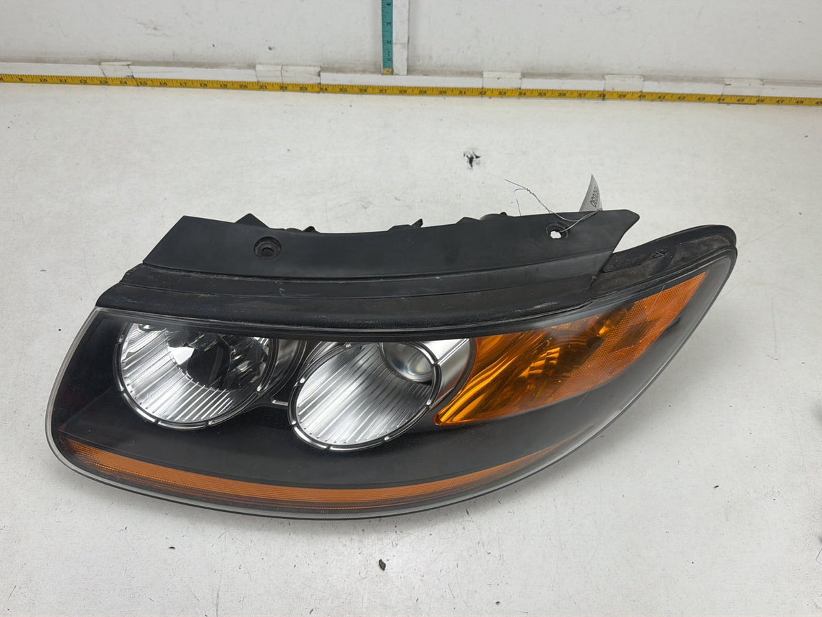 2007-2012 Hyundai Santa Fe Front Left Driver Side Headlamp Headlight OEM