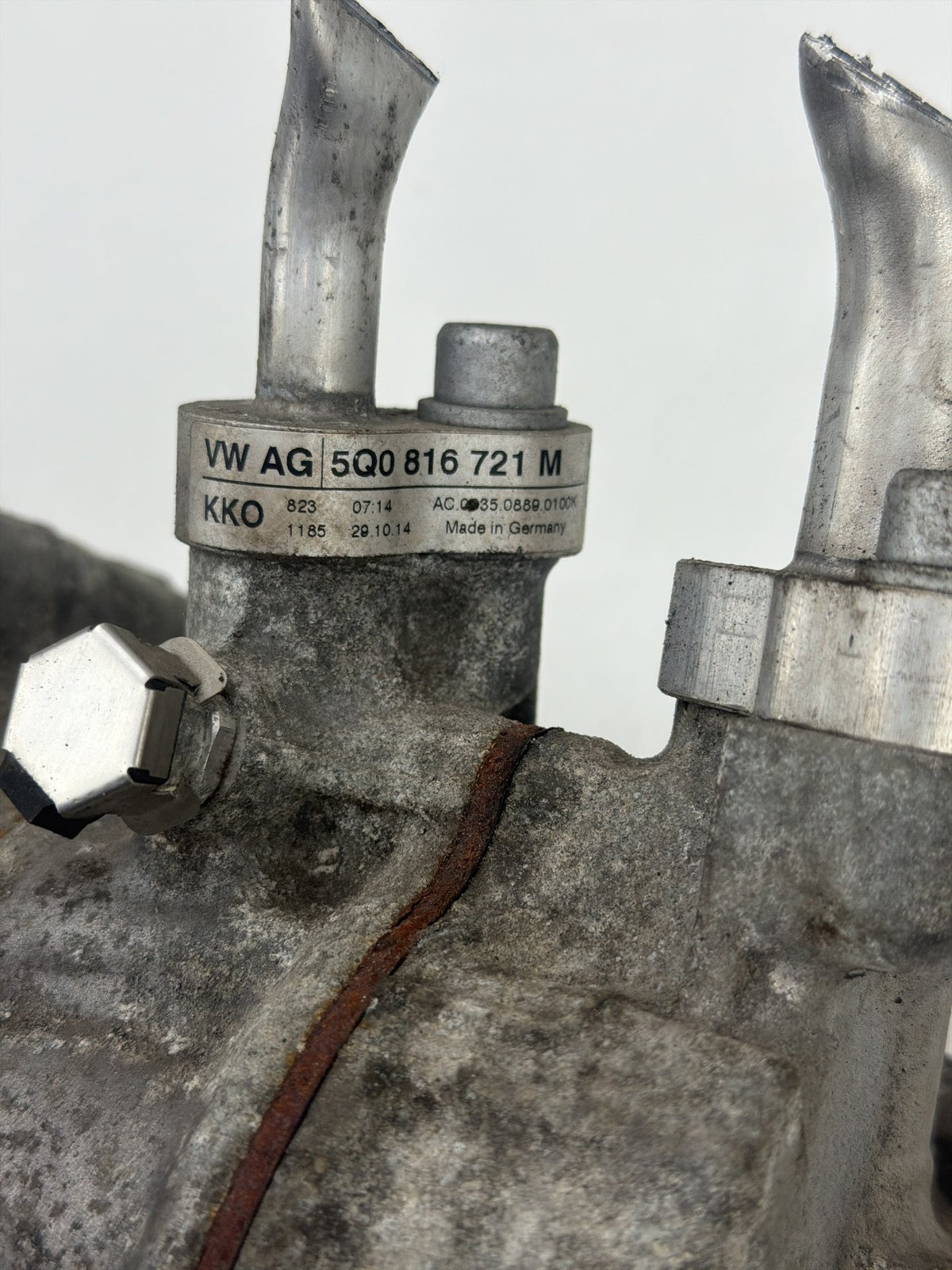 2015-2018 Audi A3 Air Conditioning A/C Compressor 5Q0820803E OEM