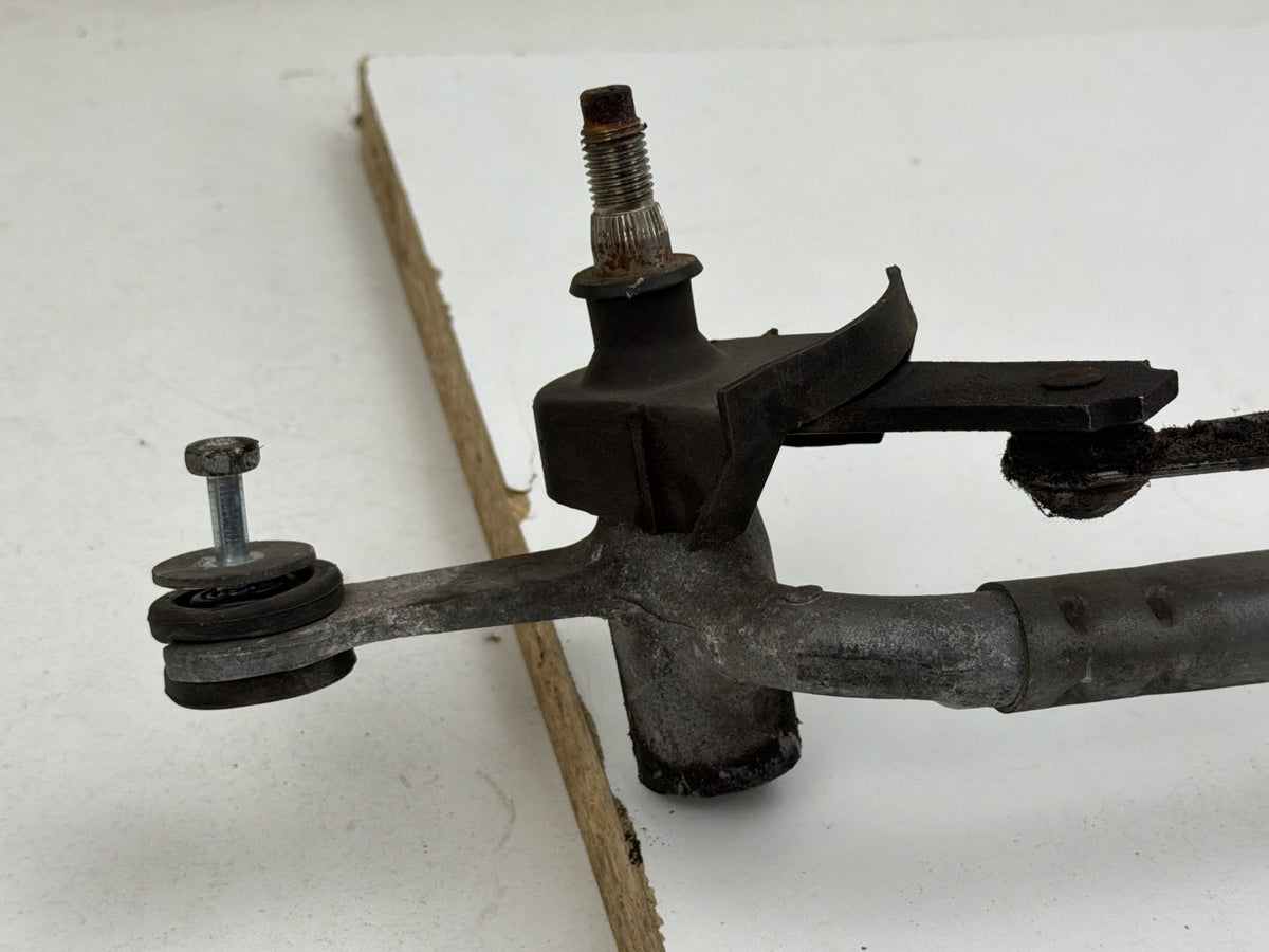 2014-2019 Jeep Grand Cherokee Front Wiper Linkage & Motor 68156254AA OEM