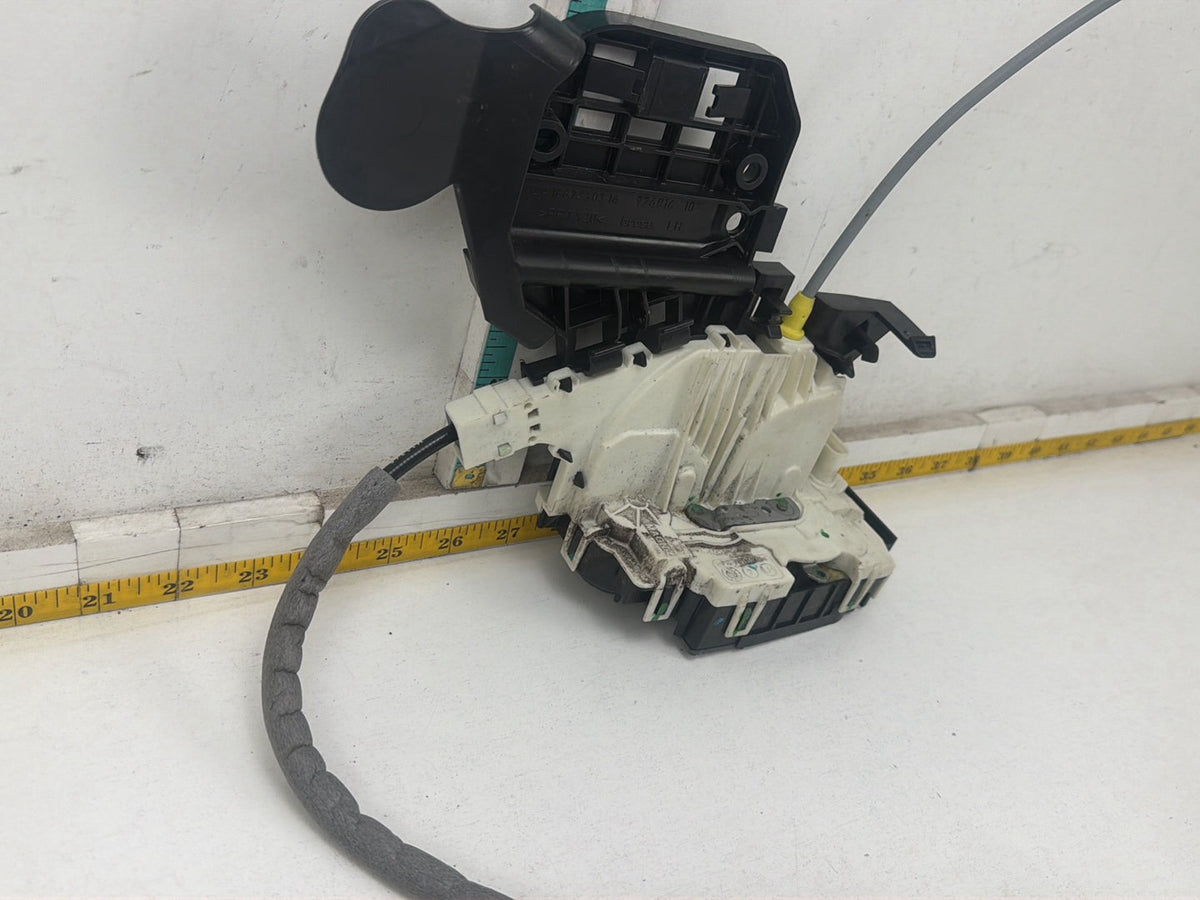 2012-2015 Mercedes-Benz ML550 Front Left Driver Door Lock Latch Actuator OEM