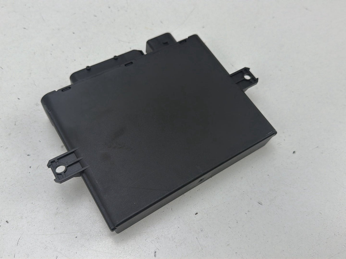 2008-2010 Porsche Cayenne Keyless Entry Immobilizer Module 3D0909139C OEM