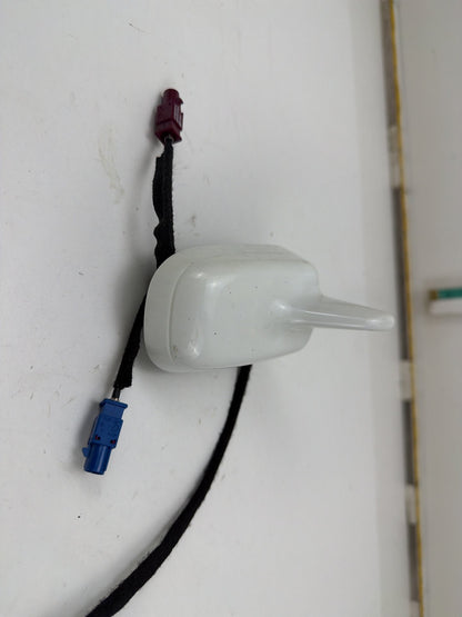 2009-2017 Audi Q5 Roof Mount Shark Fin Radio GPS Antenna White 8R0035503G OEM
