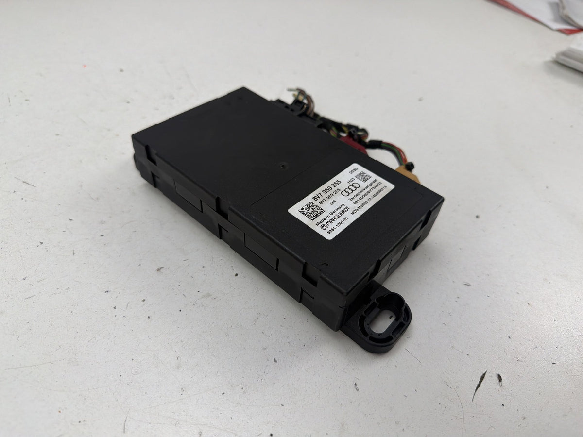 2015-2020 Audi A3 Cabriolet Convertible Soft Top Roof Control Module OEM