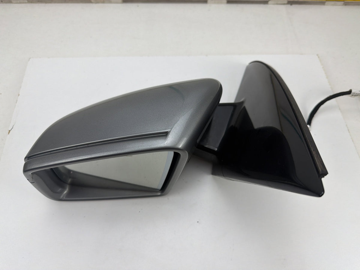 2011-2013 Mercedes-Benz R350 Front Left Driver Side Door Mirror 1668100164 OEM
