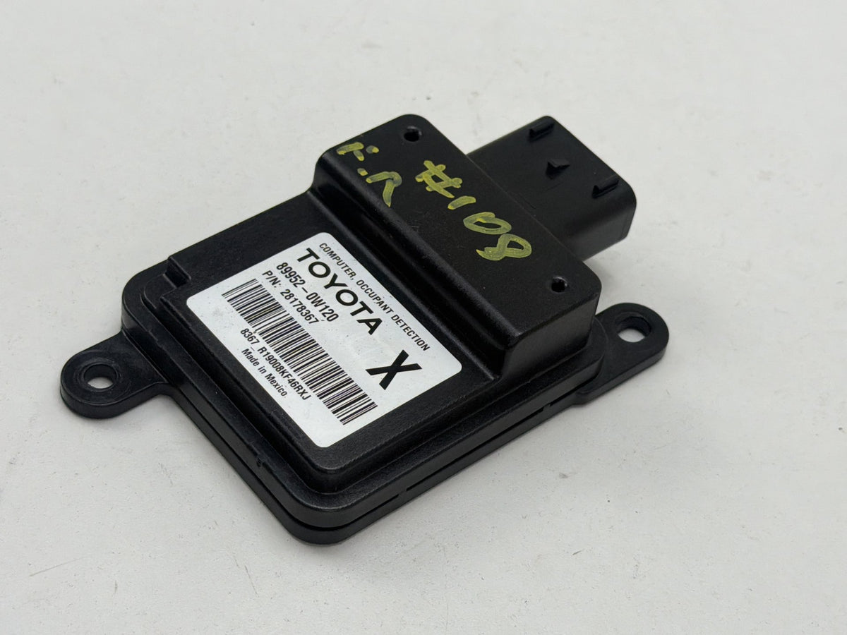 2010-2015 Lexus IS250C Front Right Occupant Detection Module 89952-0W120 OEM
