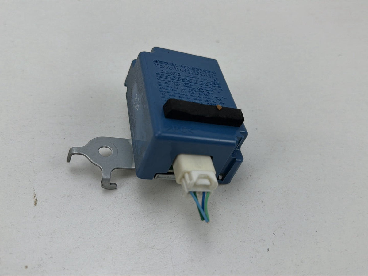 2010-2015 Toyota Prius W30- Tire Pressure Monitor Control Module 89760-47030 OEM