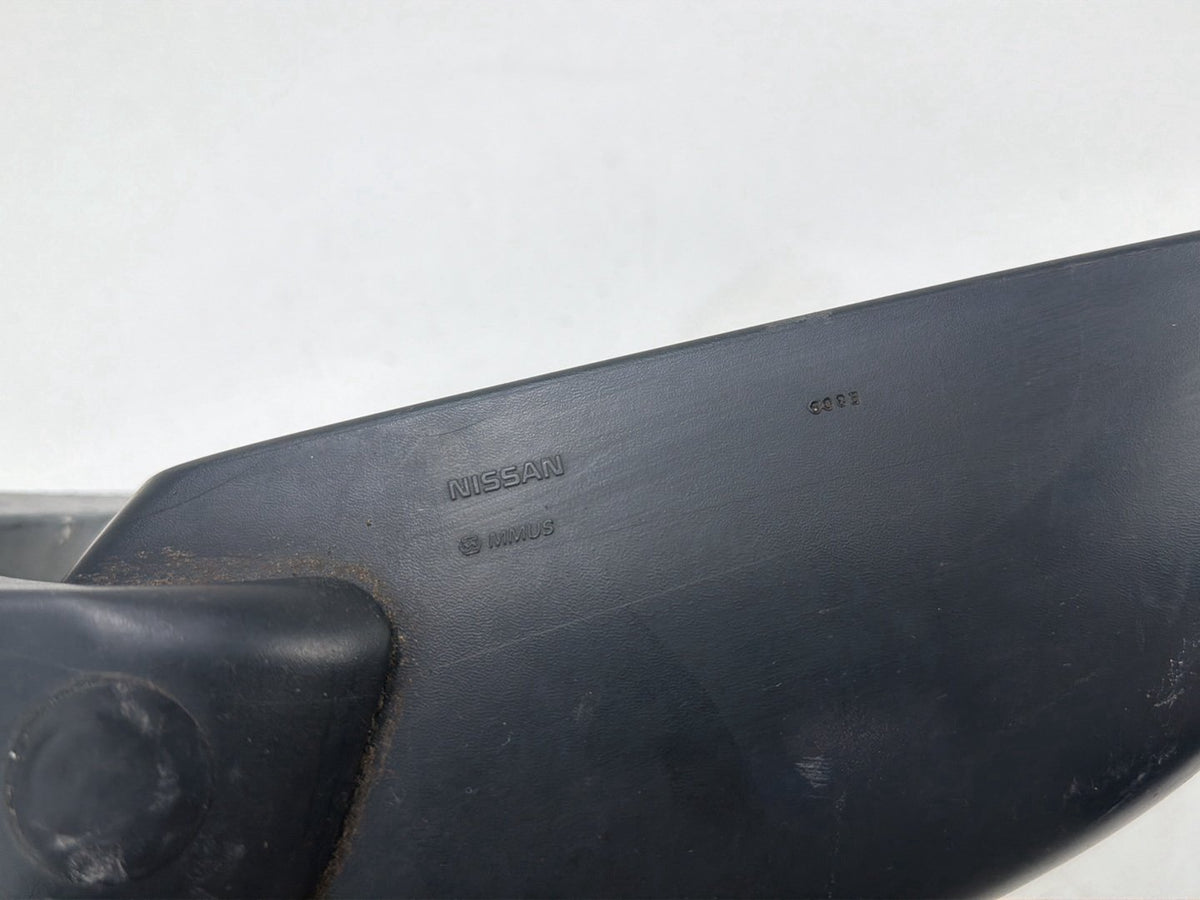 2005-2012 Nissan Xterra Front Right Passenger Door Side View Mirror OEM