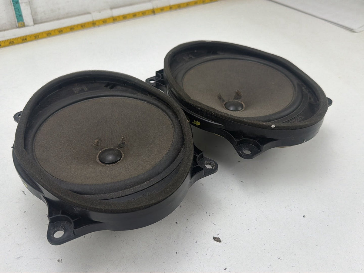 2012-2017 Toyota Camry Left Right Door Audio Speakers Pair 86160-06450 OEM