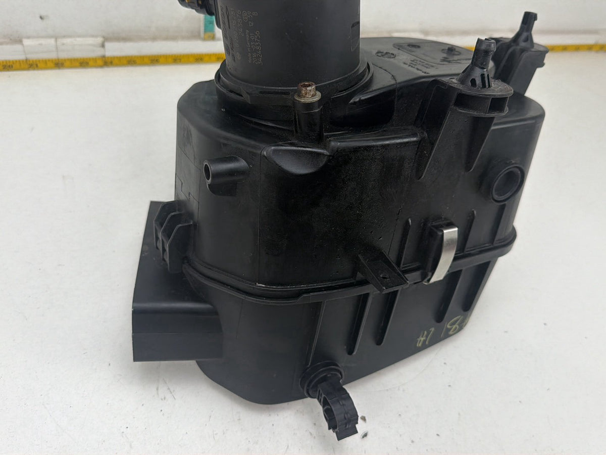 2014-2017 Maserati Ghibli Left Engine Intake Air Cleaner Filter Box Housing OEM