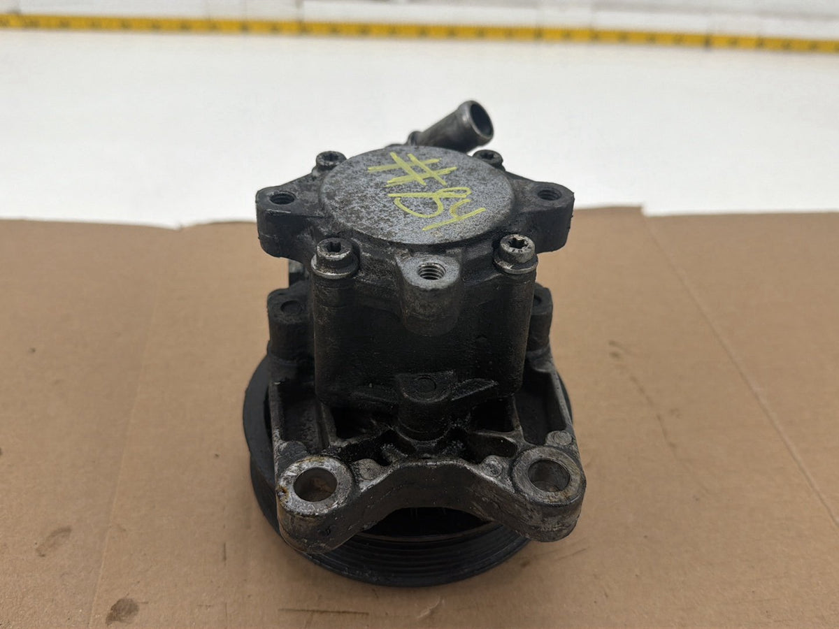 2008-2010 BMW 528i E60 Power Steering Pump w/ Pulley 7537862 OEM