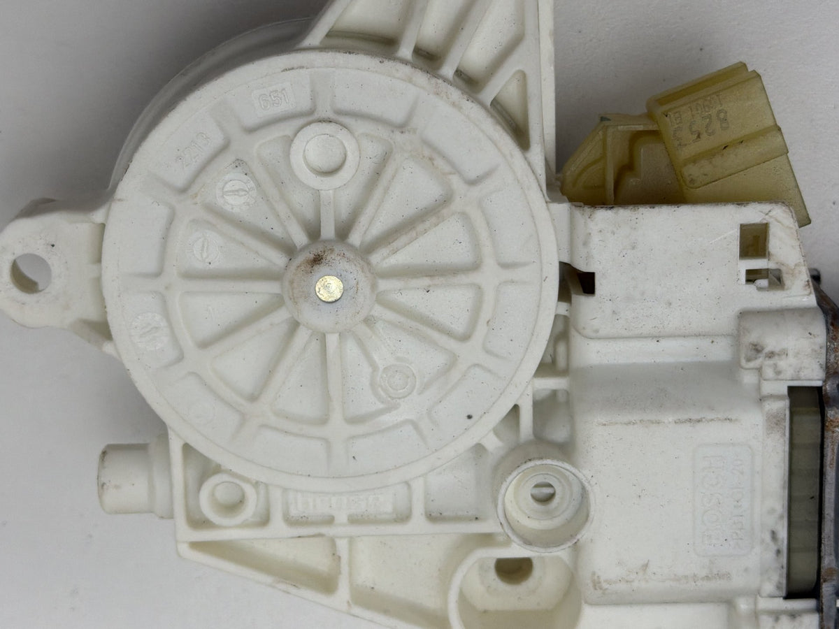 2006-2012 Mercedes-Benz R350 Front Left Driver Side Door Power Window Motor OEM