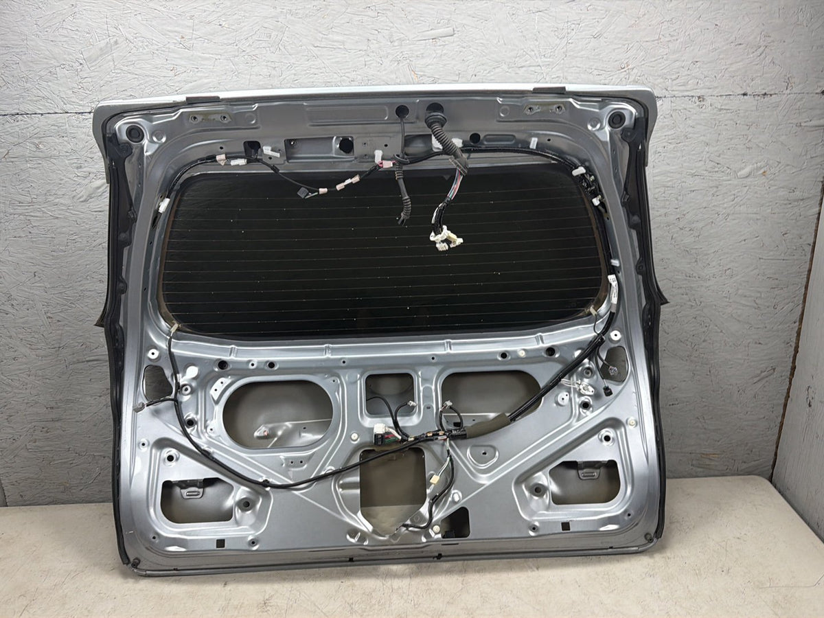 2011-2017 Toyota Sienna L30 Rear Trunk Deck Lid Liftgate Tailgate Assembly OEM