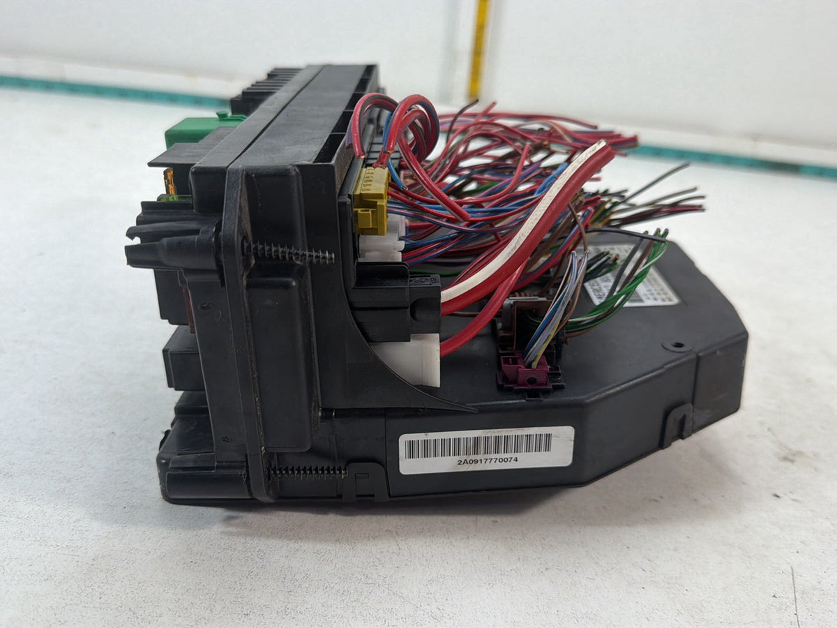 2010-2016 Mercedes-Benz E-Class Front Sam Module Fuse Relay Box A2129007104 OEM