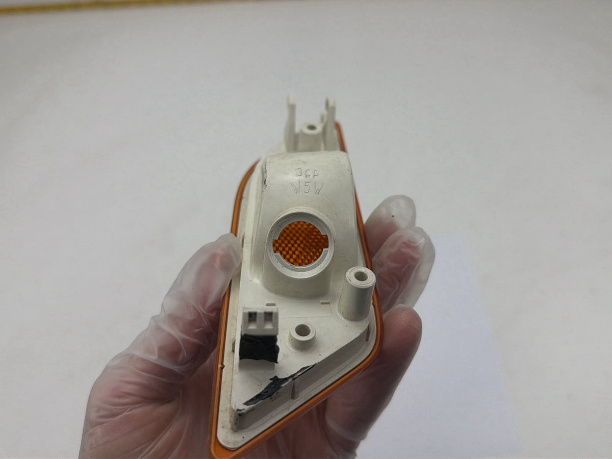 2012-2014 Mercedes-Benz C250 Front Left Side Marker Light A2049067301 OEM