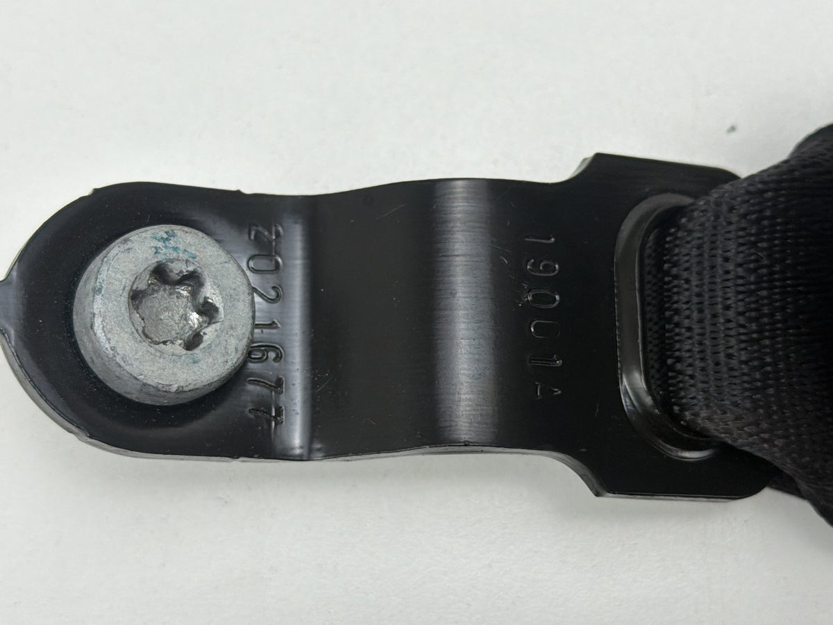 2014-2021 Jeep Grand Cherokee Front Right Passenger Side Seat Belt Retractor OEM
