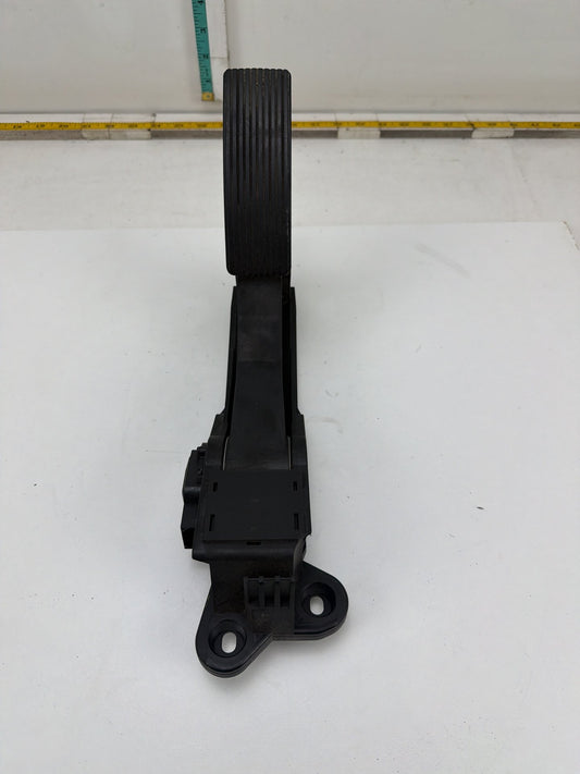 2006-2013 Mercedes-Benz R350 Accelerator Gas Throttle Pedal A1643000504 OEM