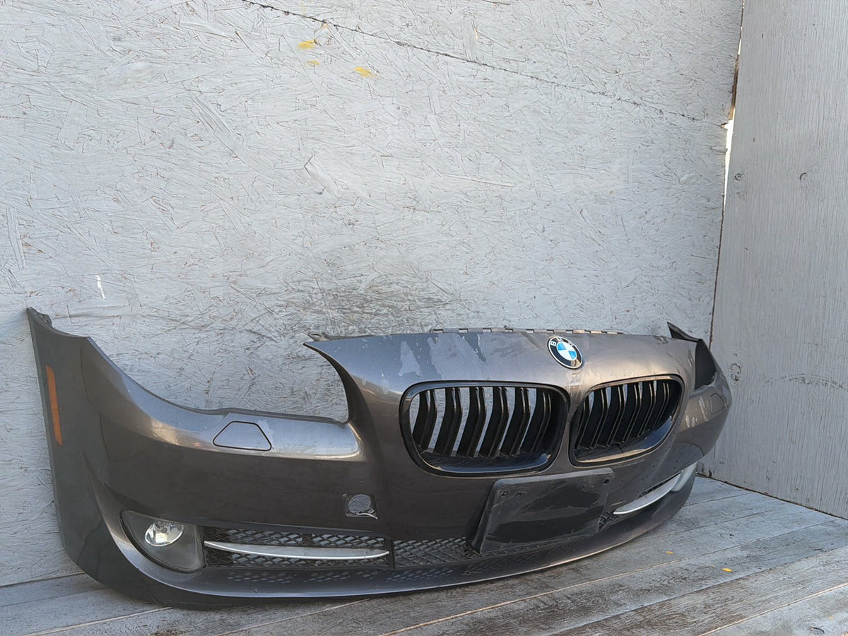 2012-2016 BMW 528i F10 Front Bumper Cover Assembly 7200722 OEM