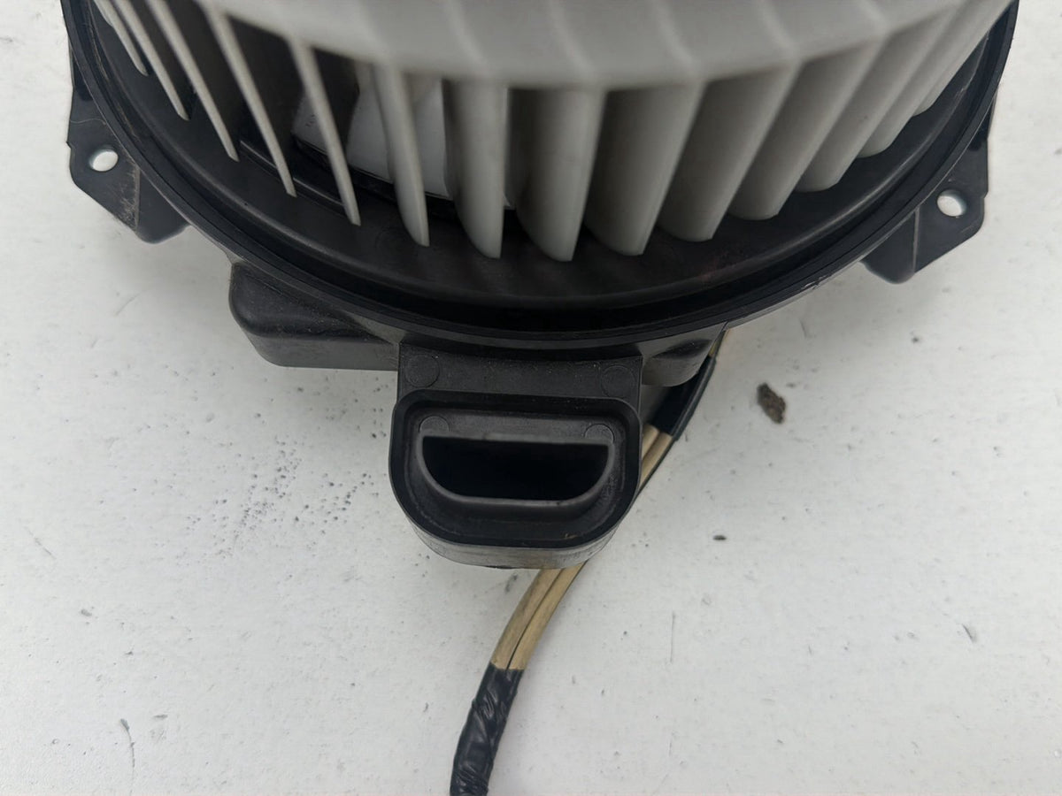 2012-2017 Toyota Camry HVAC Heater AC Blower Motor Fan Assembly OEM