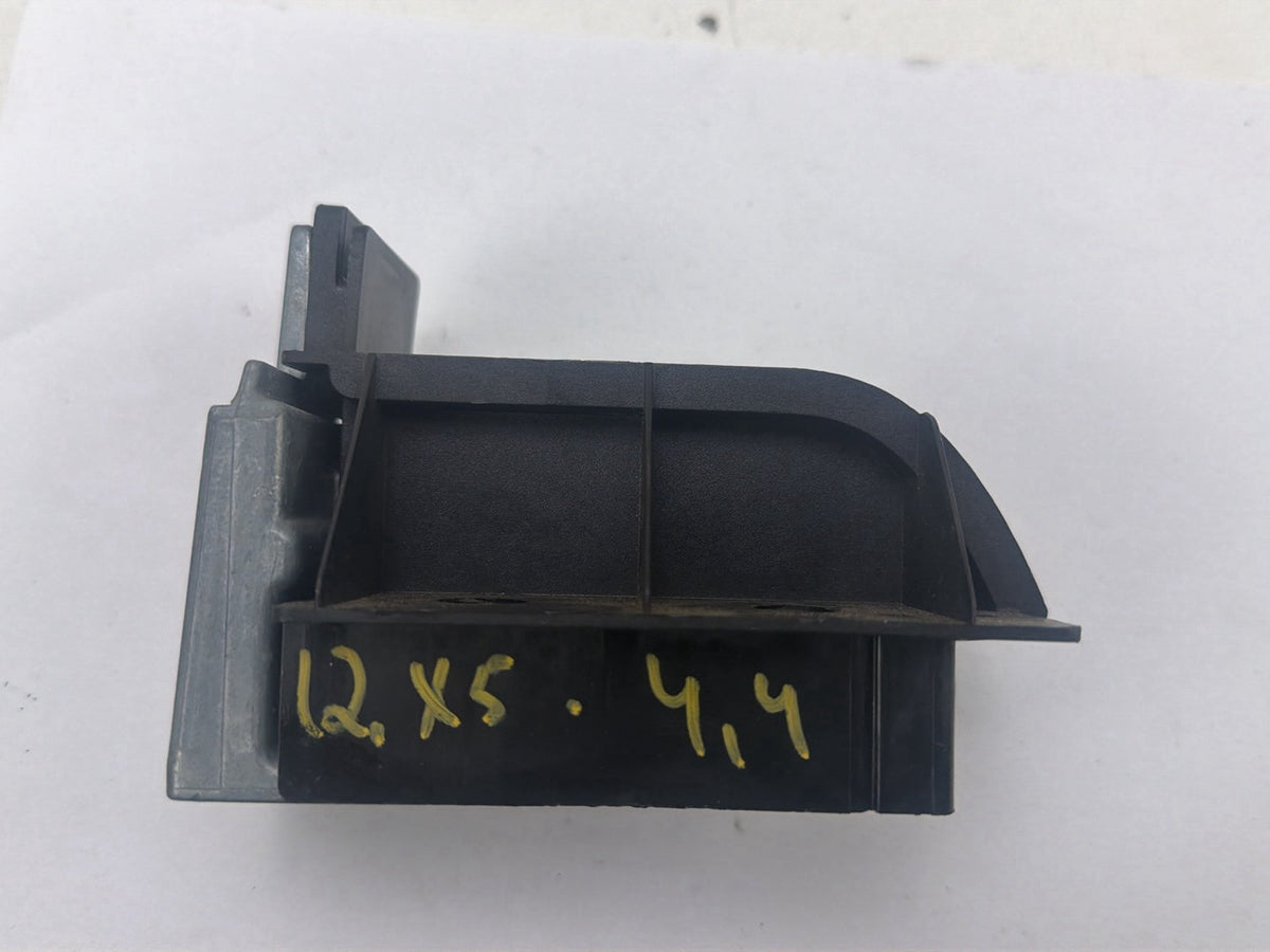 2007-2013 BMW X5 Rear Left Side Trunk Roller Blind Support Mount Bracket OEM