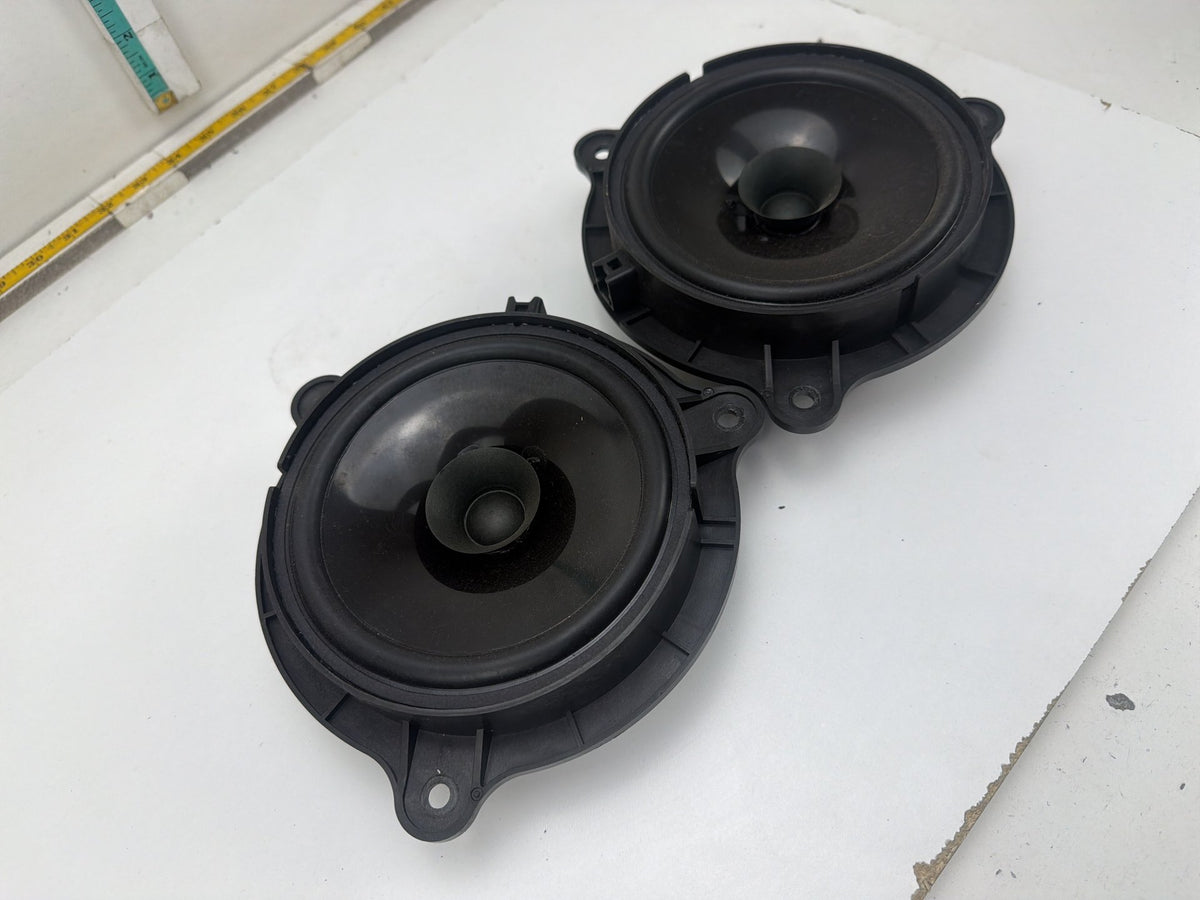 2013-2018 Nissan Altima Front Left Right Side Door Speaker Pair 28156-ZX10A OEM