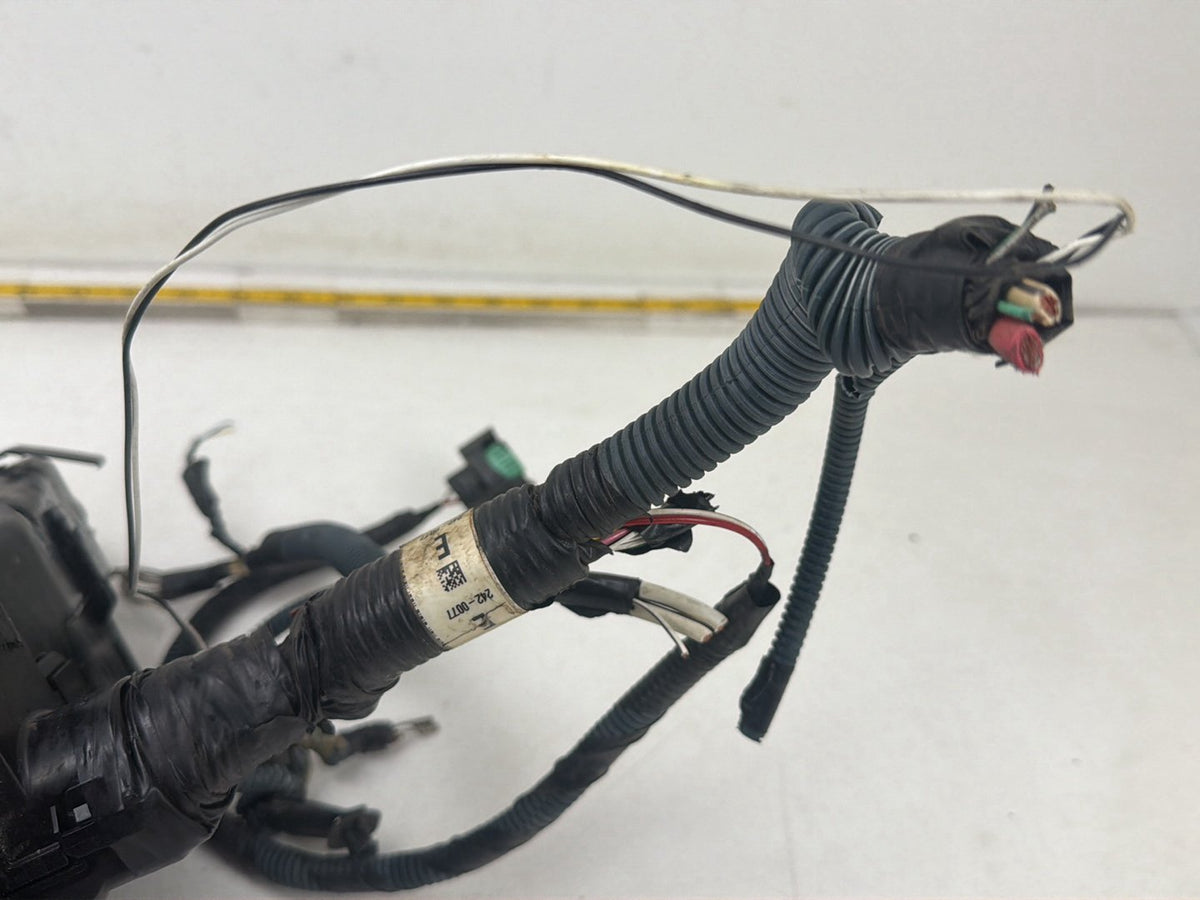 2015-2018 Toyota Sienna Engine Fuse Relay Box Assembly OEM