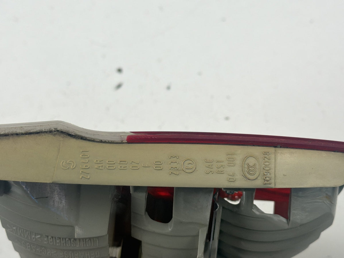 2006-2008 BMW 328I - Rear Left Driver Tail Light 276401 OEM