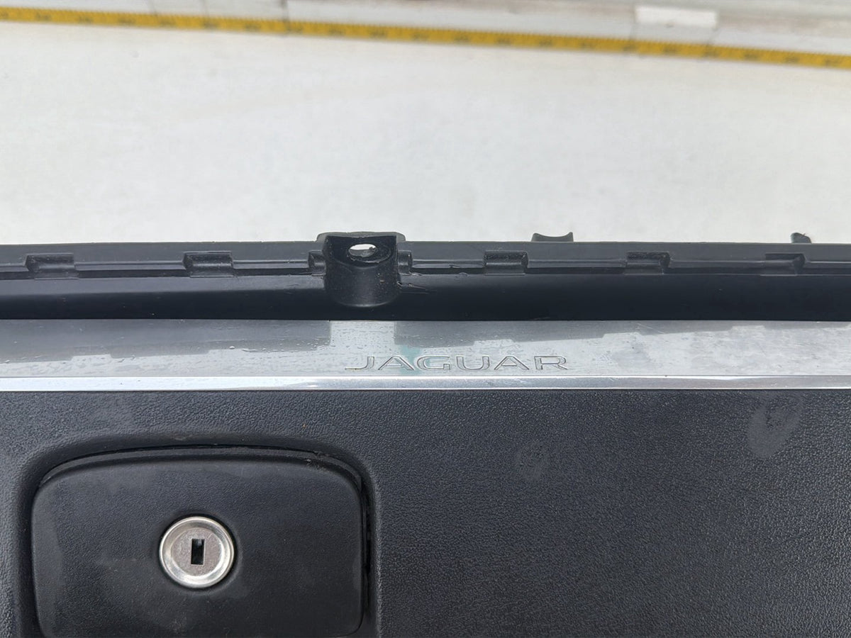 2017-2020 Jaguar F-Pace Dashboard Passenger Glove Box Housing Compartment OEM