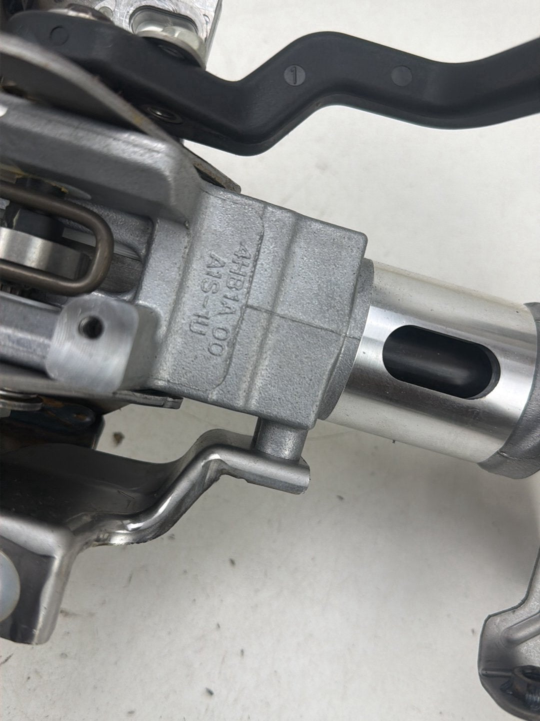 2014-2022 Infiniti Q50 Manual Tilt Steering Column Shaft Assembly OEM