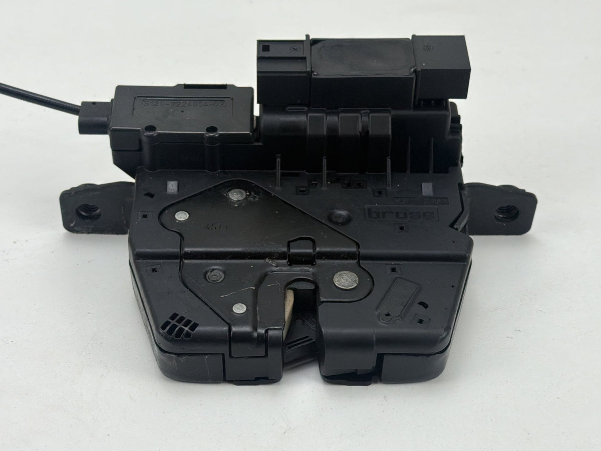 2011-2016 BMW 550i xDrive Rear Upper Trunk Lid Latch Lock Actuator Mechanism OEM